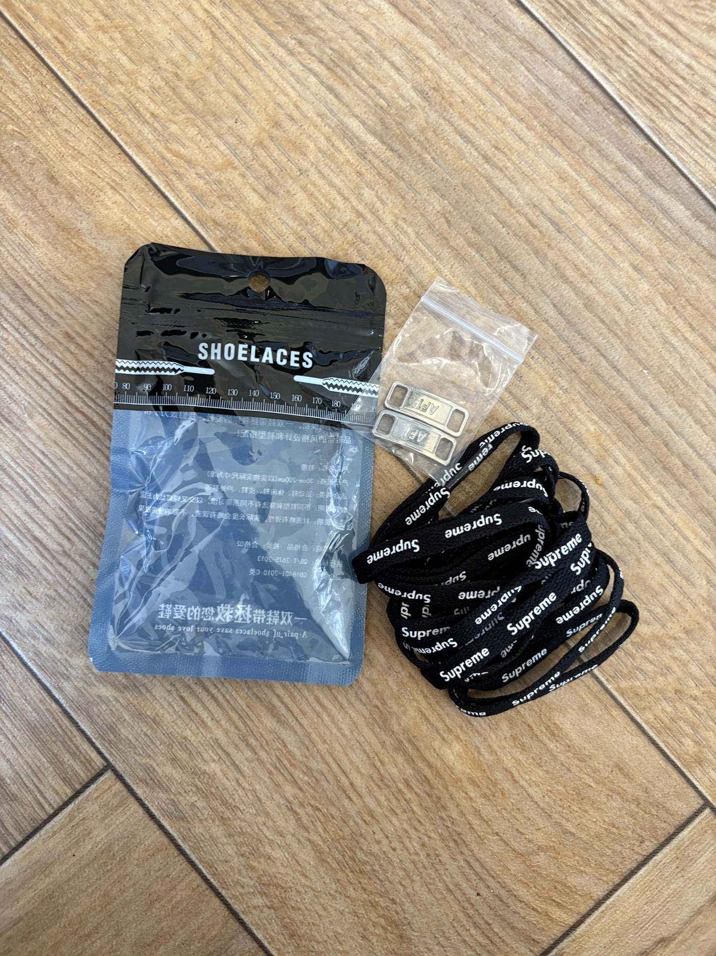 Supreme laces